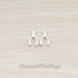 PD.886 // Brushed Tiny Wishbon Pendant, 2 Pc
