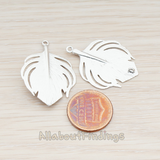 PD.890 // Wide Feather Fan Pendant, 2 Pc