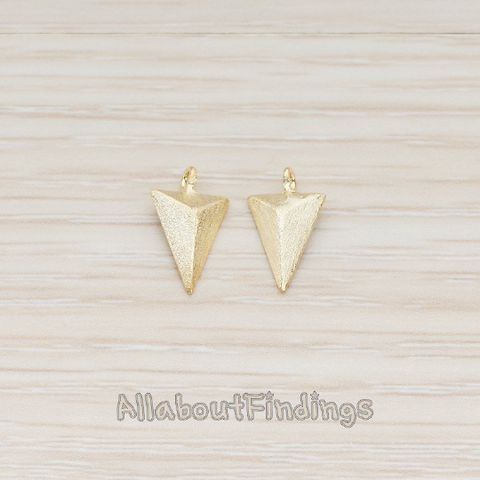 PD.918 // Triangular Pyramid Pendant, 2 Pc