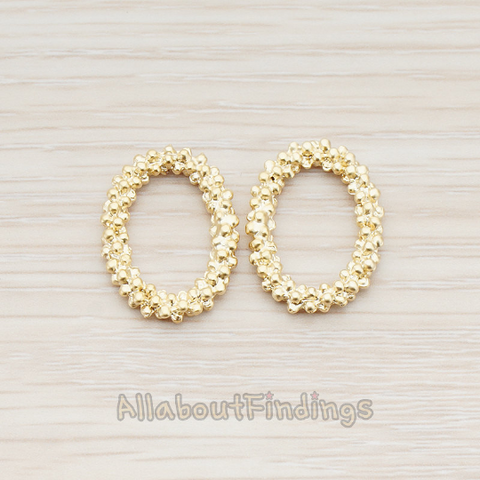 PD.931-02 // O Oval Dotted Large Link Pendant, 2 Pc