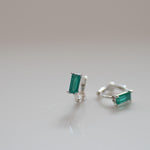 [ 925 Sterling silver ] Green Baguette One-Touch Earring